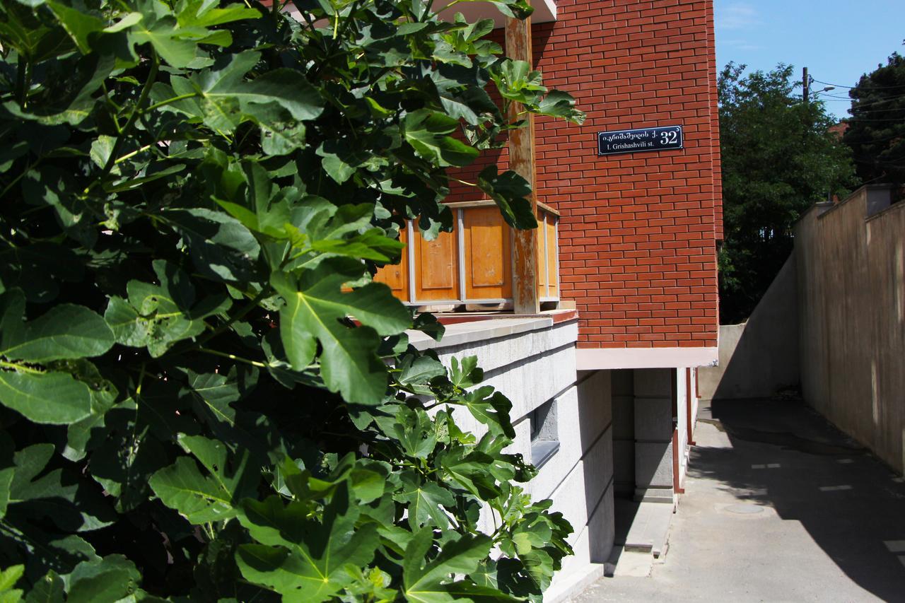 A Class Apartments In Old Tbilisi Shardeni Exterior photo